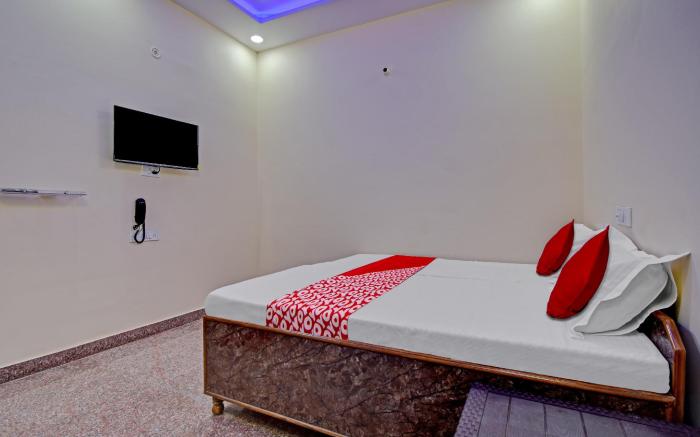 Hotel O S K Plaza