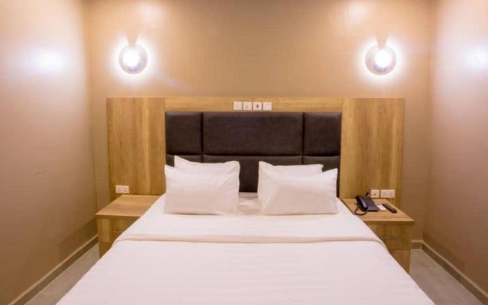 IVANA RESIDENCE APARTMENTS AND SUITES
