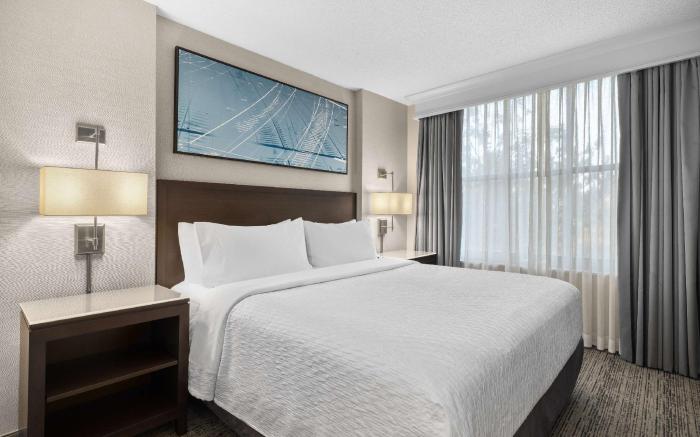 Hampton Inn & Suites by Hilton Downers Grove Chicago