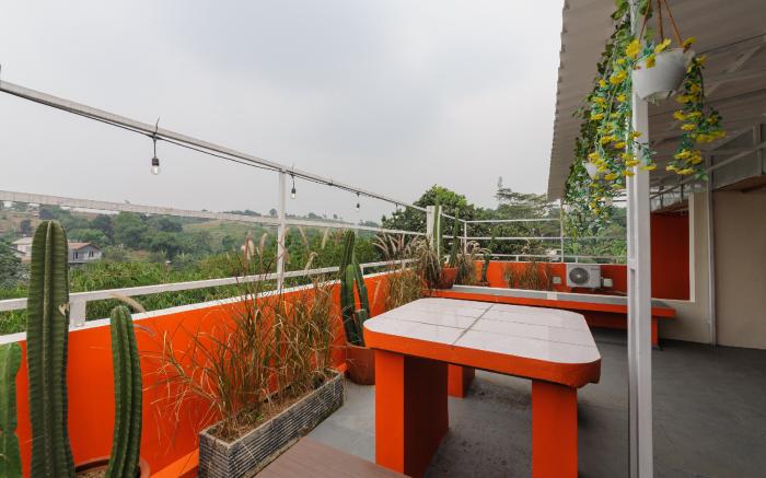 RedDoorz near The Jungle Waterpark Bogor
