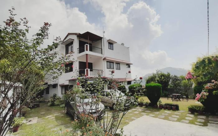 Dev Cottage and Homestay