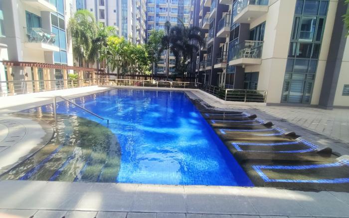 Hilander's Condotel Near Terminal 3 Airport