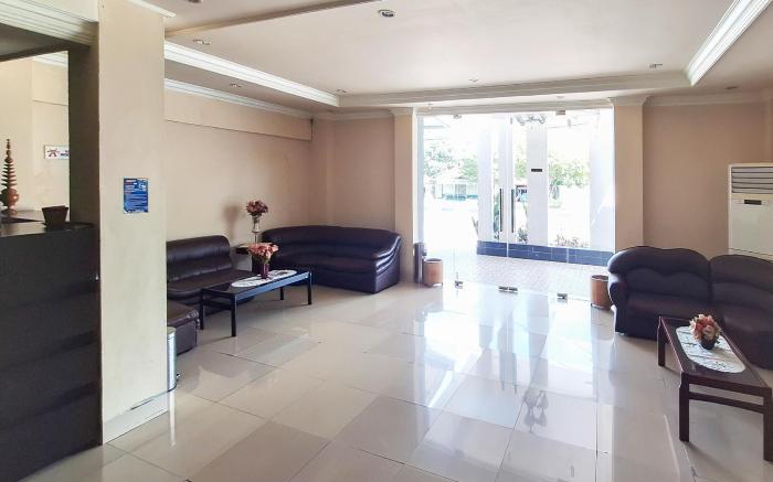 Urbanview Hotel Surya Kahayan Palangkaraya by RedDoorz