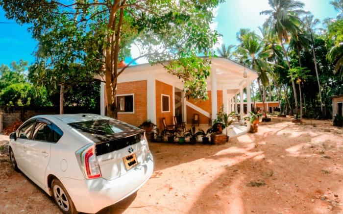 Hotel Varsha
