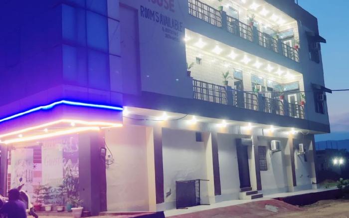 10 Bedroom 10 Bathroom Apartment in Alwar