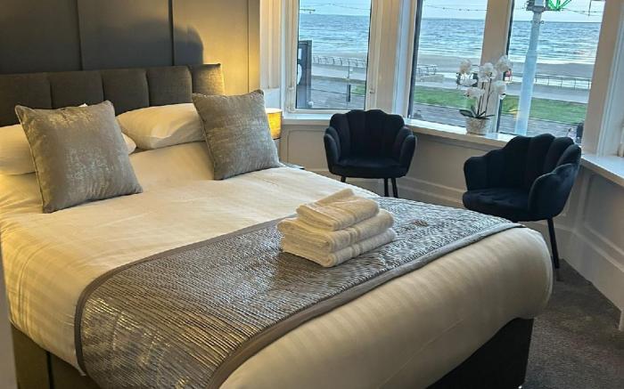 wOODHOUSE HOTEL