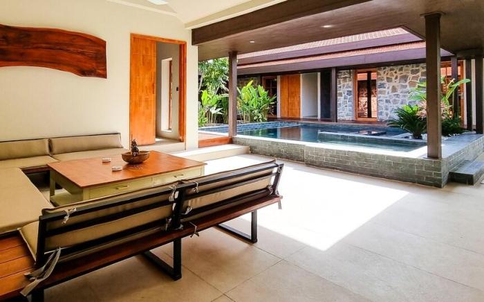 Luxury 5BR Villa w/Private Pool