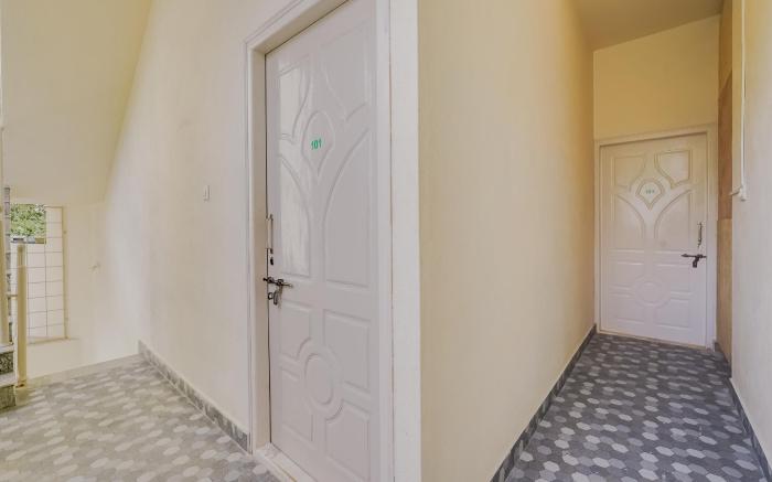 Hotel O SGR Residency