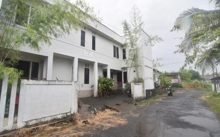 OYO 92964 Kost 99