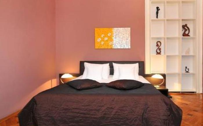 Matei Corvin Apartment