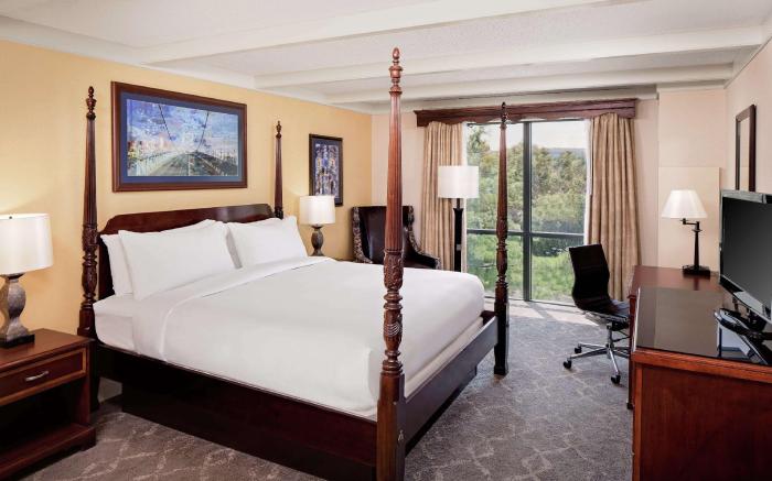 Desmond Hotel Malvern, a DoubleTree by Hilton