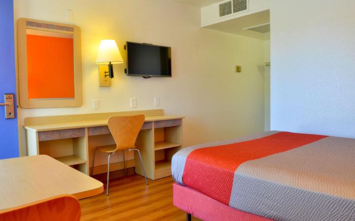 Motel 6 Santa Nella, CA - Los Banos - Interstate 5