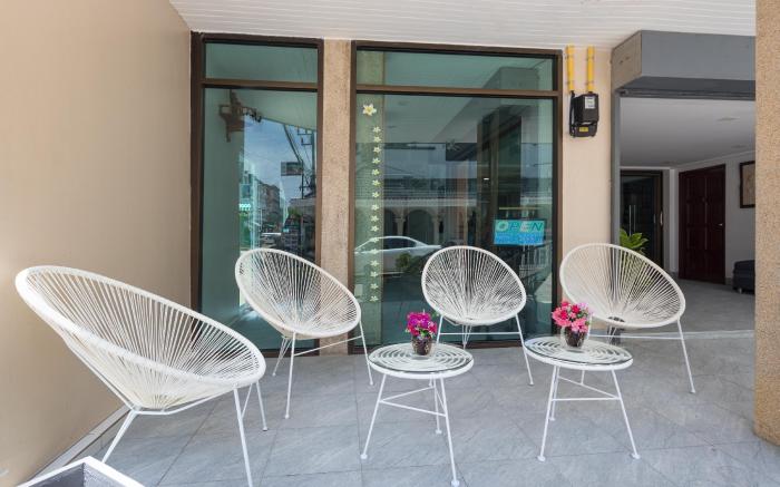 Bevans Place Karon