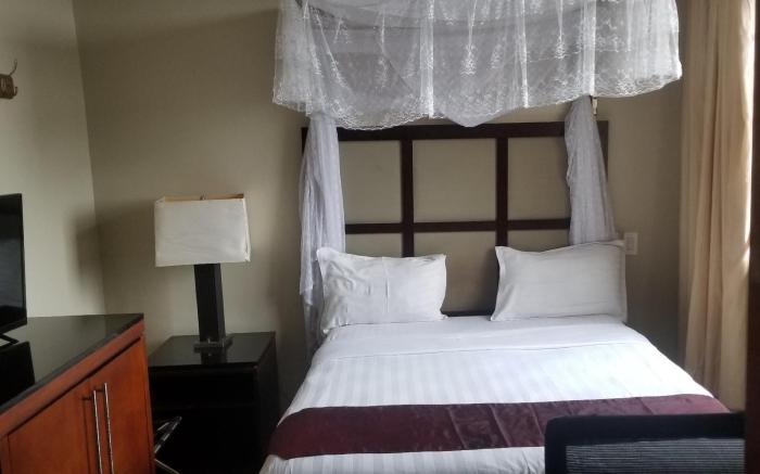 ShaMooL Hotel