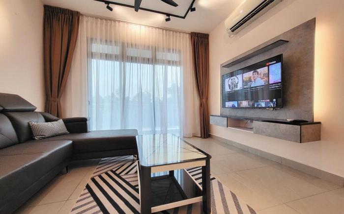 [D'Secret Tropika]-4Pax, Free Netflix & Parking
