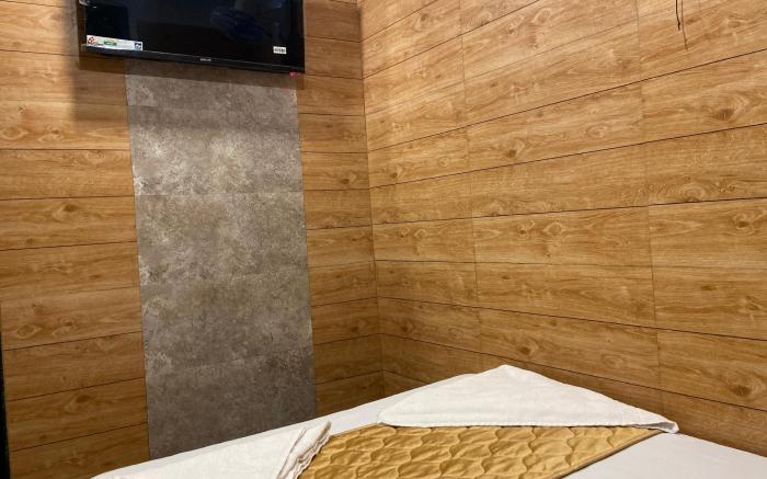 Nityanand Guest House