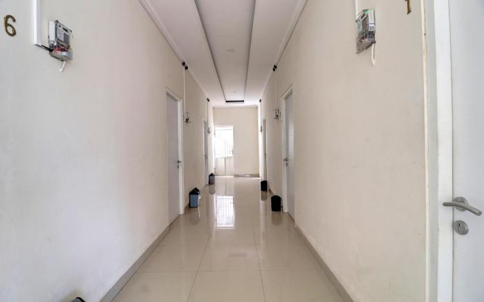 OYO Life 92707 D-akomiba Residence