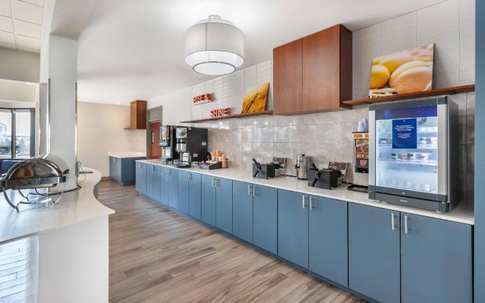 Comfort Inn & Suites Arlington Heights - Buffalo Grove