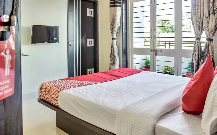 Hotel O Homes Vardhan House 2