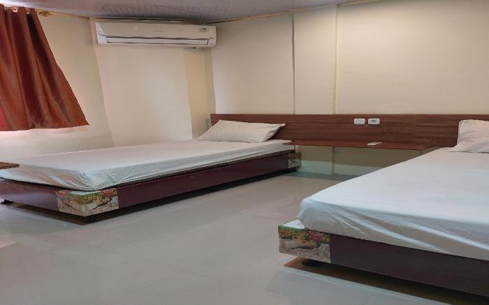 OYO 93066 D'niel Homestay Syariah