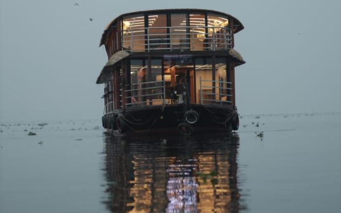 Abode Homestay Alleppey / Near Omanapuzha Beach 