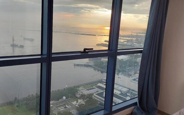 Magnificent View of Manila Bay,US Embassy (3 BR)