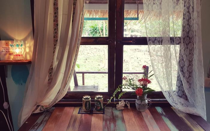 bay yard hut kohchang