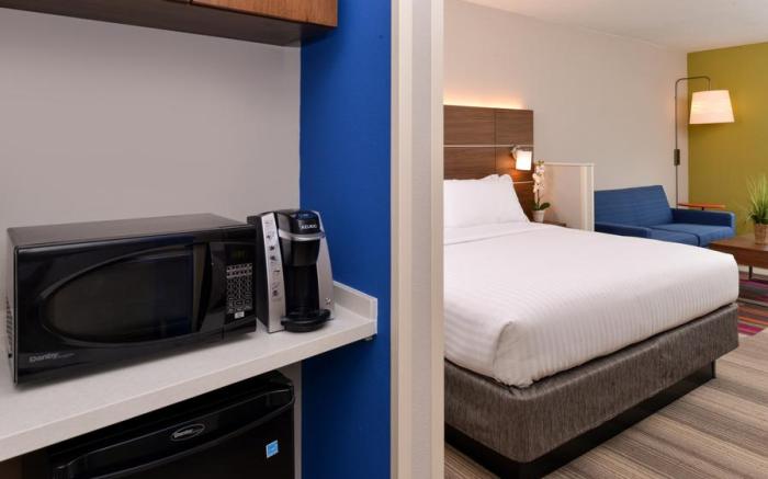 Holiday Inn Express & Suites Alachua - Gainesville Area By IHG