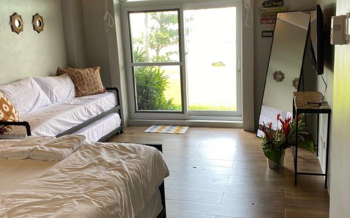 Modern Unit Near The Beach at Canyon Cove Nasugbu