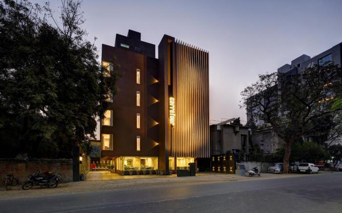 Hotel Carrefour