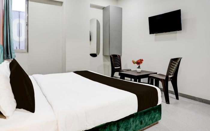 Collection O Adajan Formerly Hotel Sky Palace