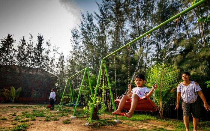 SR Jungle Resort