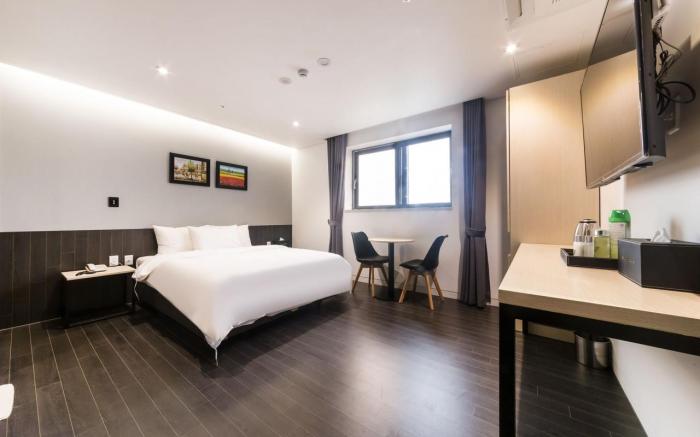 Osan Honors Hotel