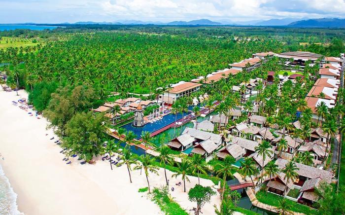 Graceland Khaolak Beach Resort