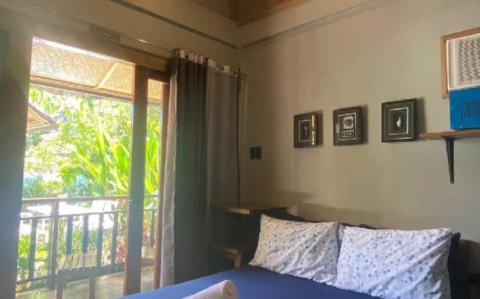 Matam-is Cafe & Homestay Deluxe room