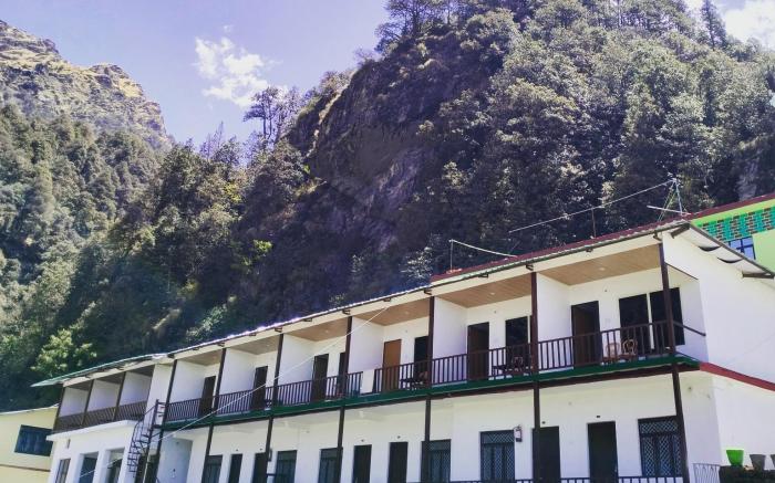 Chopta green view Resort 