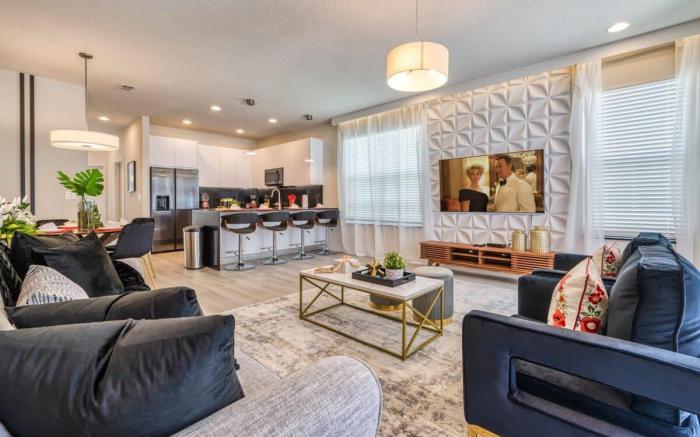 Modern Luxury Retreat - Mickey & Harry Potter Beds