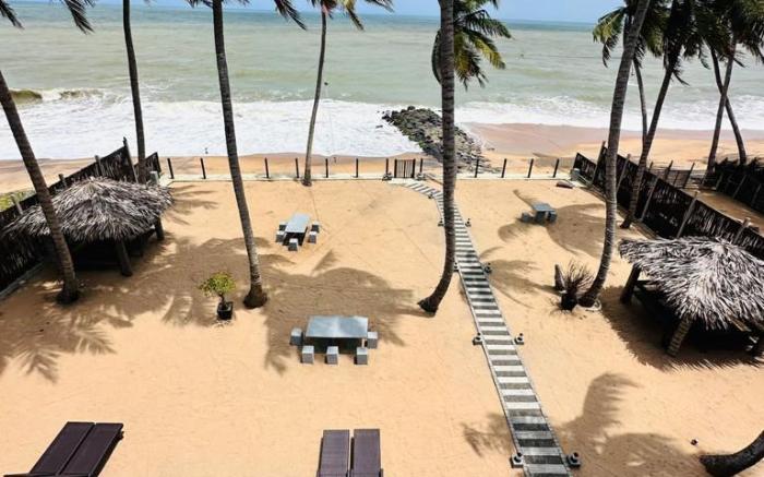 Adiques's Resorts