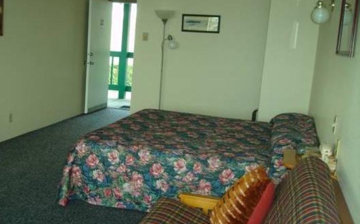 The Dublin House Motel