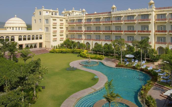 Le Méridien Jaipur Resort & Spa