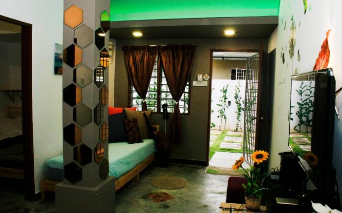 Three-Bedroom Homestay @ Tanjung Malim