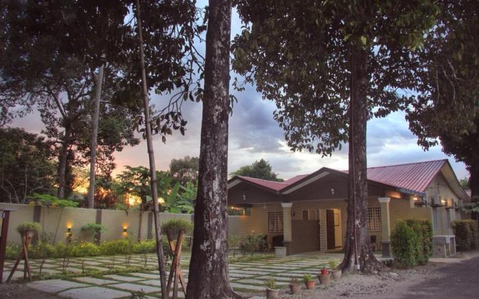 Three-Bedroom Homestay @ Tanjung Malim