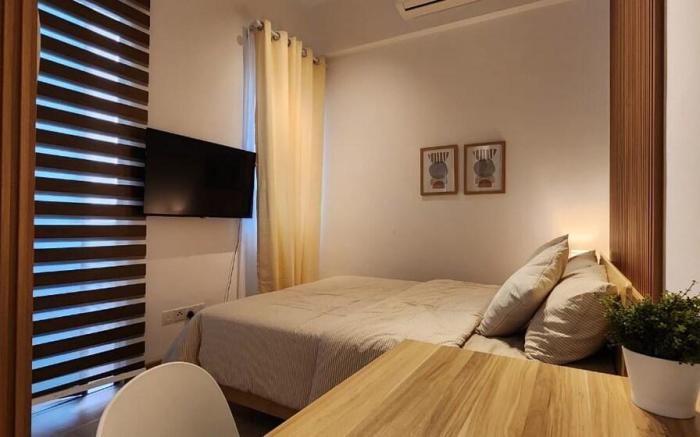 Studio 50m Shopping Mall Subway RooftopPool SH