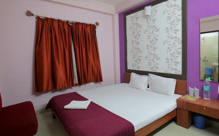Hotel Pushpa (Berries Group Of Hotels)