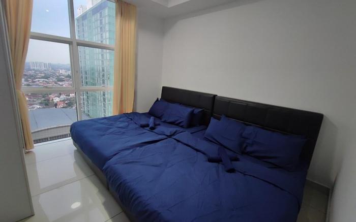 KSL Luxe 4 Bedroom Retreat: 8 Queens 8-16pax Lv20