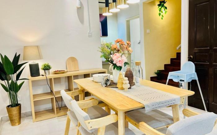 Melodies Gathering House Wifi300MB 12-16Pax