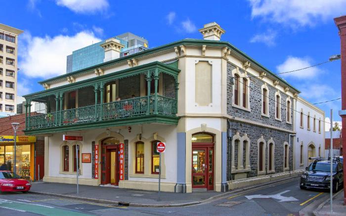 Tequila Sunrise Hostel Adelaide