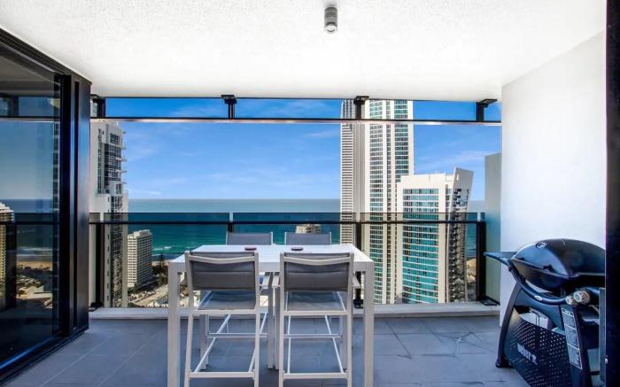 Circle On Caville 33rd Floor Apartment Ocean Views