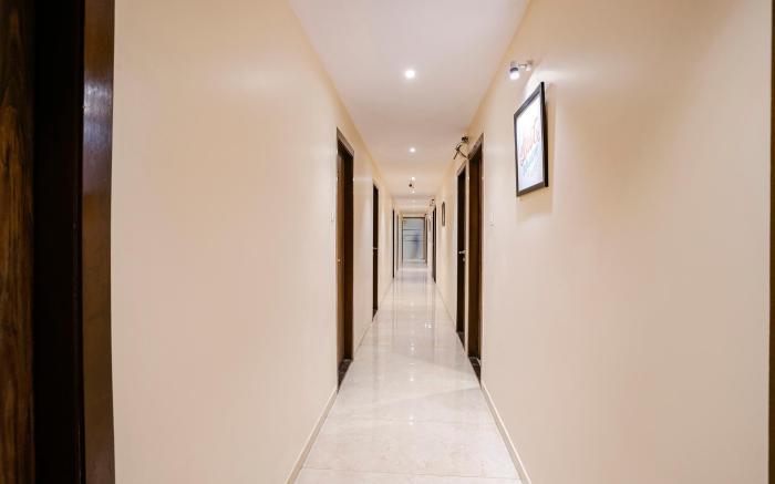 FabExpress Wynd - Nr. Mumbai International Airport