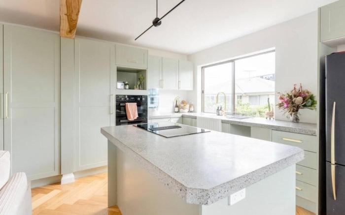 Funky 2BR Chermside Escape